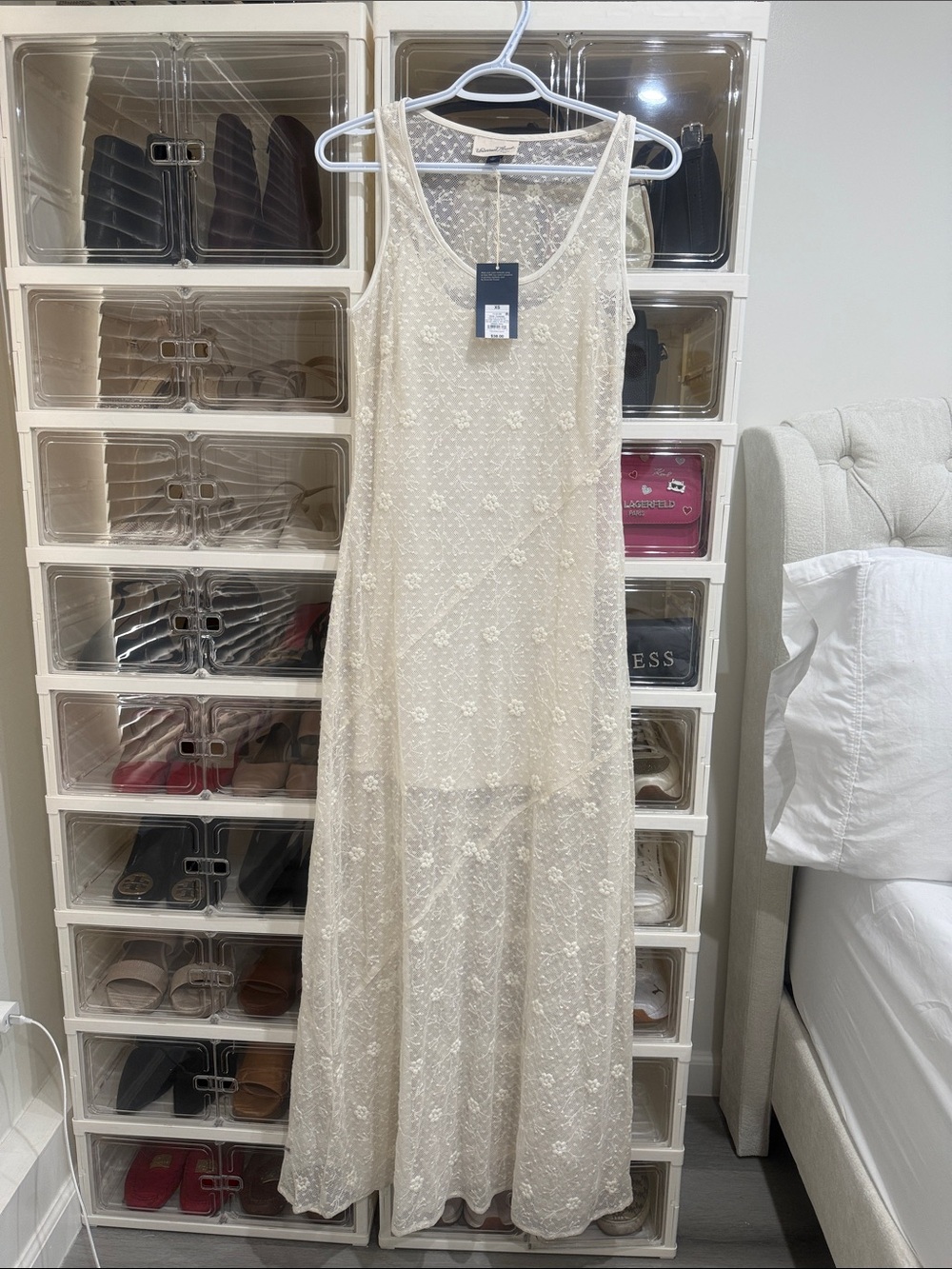 Universal Thread Ivory Sleeveless Lace Maxi Dress